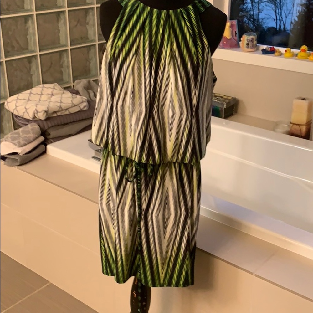 Green selfbelt cutaway dress